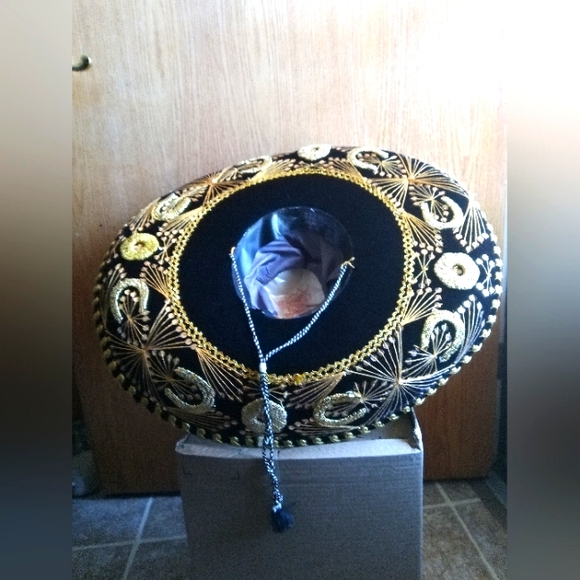 Mariachi Charro Authentic Mexican Sombrero Folklorico 5 De Mayo Fiesta Dance - Picture 4 of 4